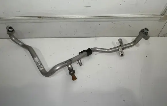 Opel Ampera- E Air conditioning (A/C) pipe/hose 22863544 15712A