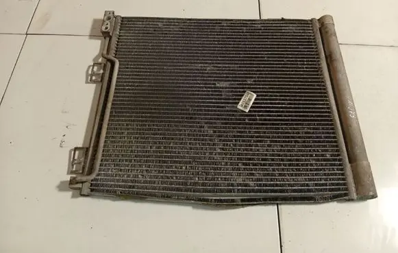 Nissan NV200 A/C cooling radiator (condenser)