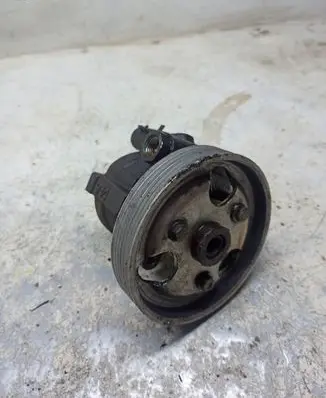 Renault Scenic I Power steering pump