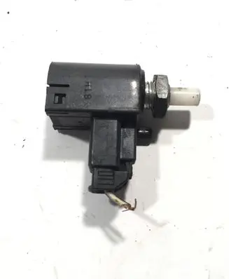 Toyota RAV 4 (XA30) Brake pedal sensor switch CV591 681H