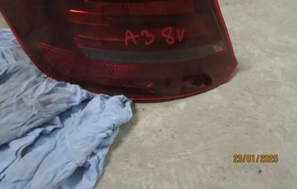 Audi A3 S3 8V Rear/tail lights 8V4945095C 0090712 81080102