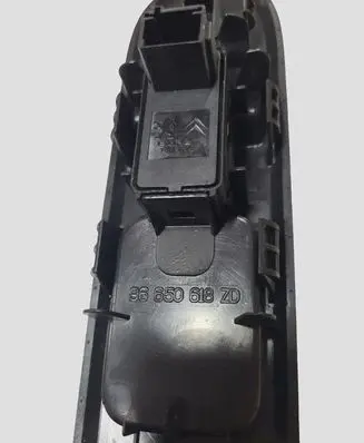Peugeot 3008 I Electric window control switch 96650618