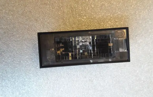 Renault Kadjar Number plate light 8200480127