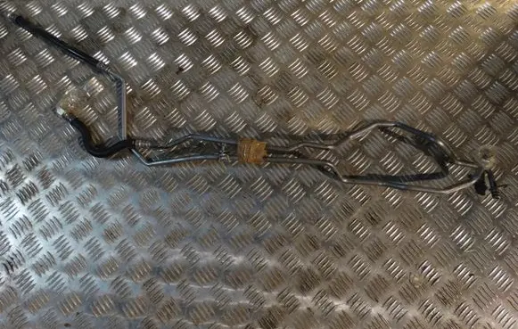 Mercedes-Benz C W204 Gearbox oil cooler pipe/hose A2042703596