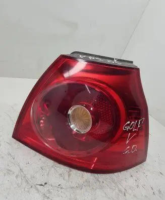 Volkswagen Golf V Rear/tail lights 1K6945096N 028490202 C01384397