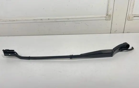 Ford Focus Front wiper blade arm 97036203