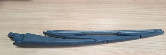 KIA Sportage Rear wiper blade arm