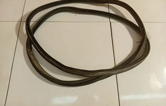 Renault Scenic II - Grand scenic II Trunk rubber seal (body) 