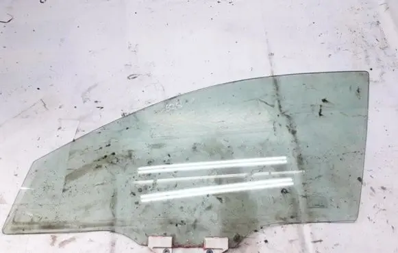 Honda Accord Front door window glass four-door