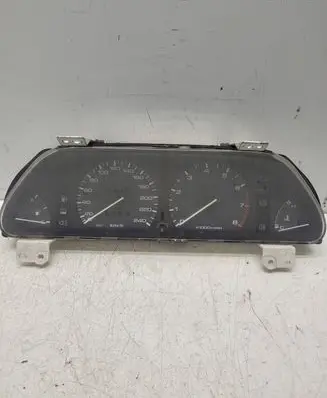Mazda 323 Speedometer (instrument cluster)