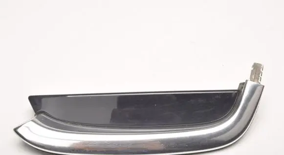 Maserati Ghibli Fender end trim 670023099