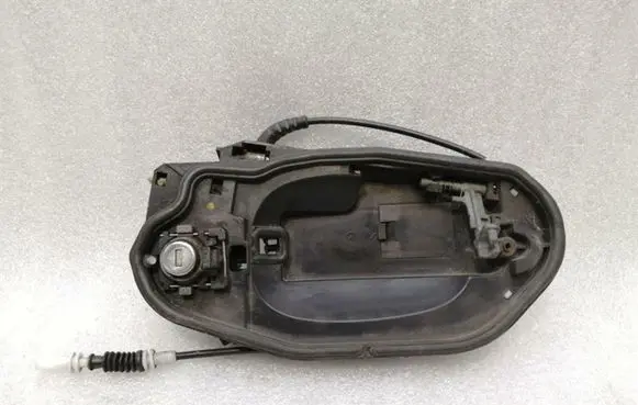 BMW 6 E63 E64 Front door exterior handle 51217191932