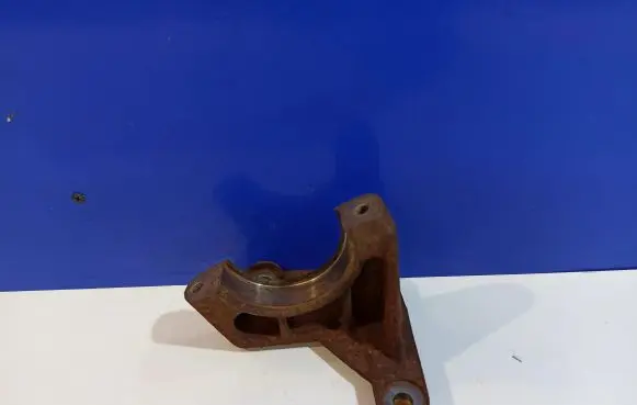 Volvo XC90 Driveshaft support bearing bracket 30711363