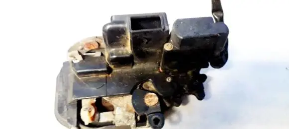 Mazda 626 Front door lock 1528007031