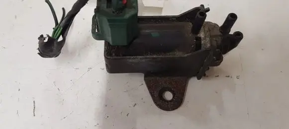 Ford Focus Turbo solenoid valve