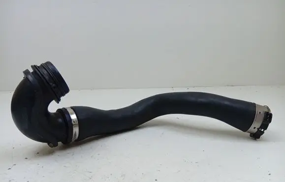 Opel Insignia A Intercooler hose/pipe 13321535