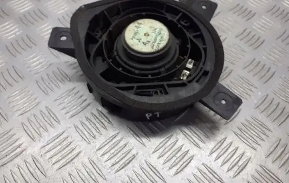 Mitsubishi Grandis Subwoofer speaker MR986444