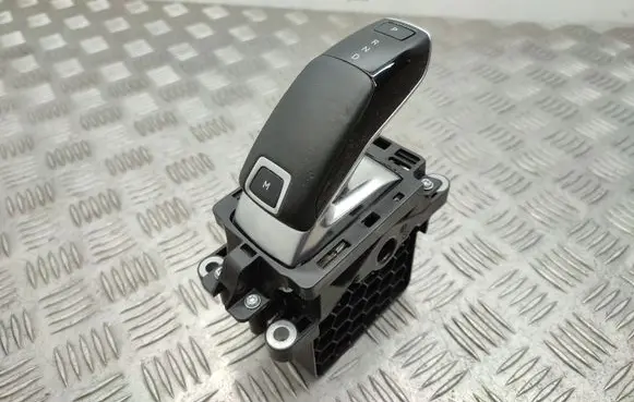 Peugeot 2008 II Gear shifter/selector 98336270DX