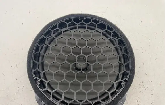 Audi A3 S3 8V Front door speaker 8V0035415A