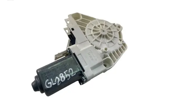 Audi A4 S4 B8 8K Front door window regulator motor 8K0959802A