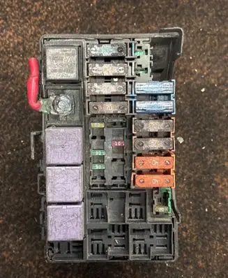 Renault Laguna II Fuse box set 55RDDW182 8200162337 0000900030