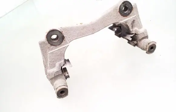 Toyota Avensis T250 Front Brake Caliper Pad/Carrier 