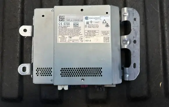 Land Rover Discovery 5 HiFi Audio sound control unit HPLA11E020AE 7503350669 20170213A