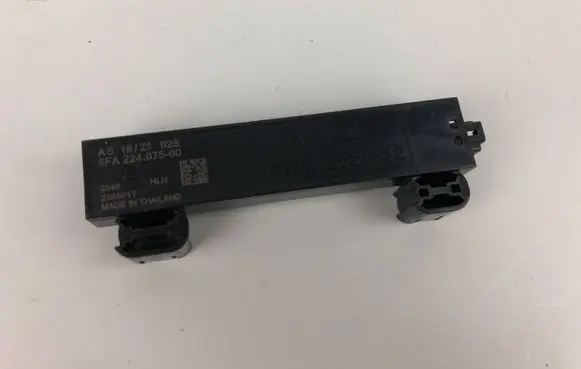 Audi Q4 e-tron Keyless system antenna 5FA224075 5WA962132