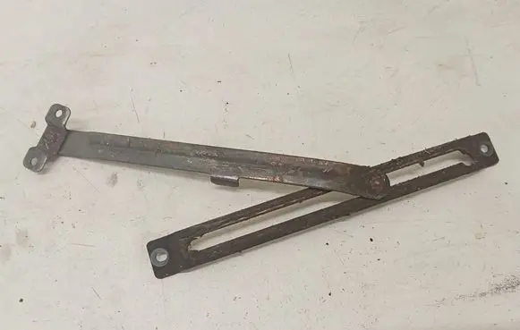 Nissan Terrano Other trunk/boot trim element 901007F030