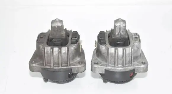 BMW 5 GT F07 Engine mount bracket 6860233 6860234 22116860233