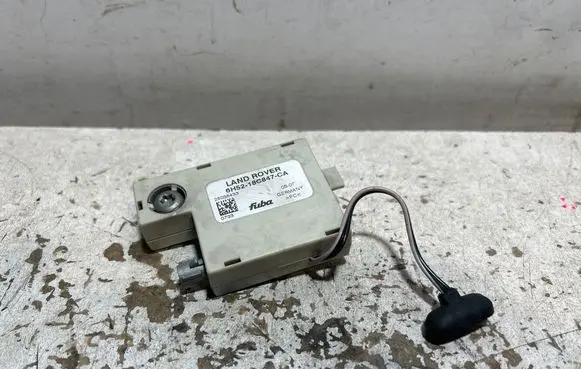 Land Rover Freelander 2 - LR2 Aerial antenna amplifier 6H5218C847CA 28038433
