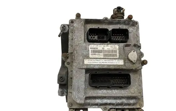 Iveco Daily 3rd gen Engine control unit/module 0281010253 000035235 4898111