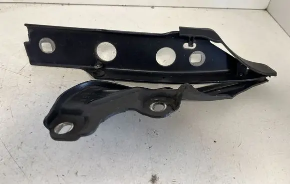 Audi A6 C7 Engine bonnet/hood hinges 4G882332