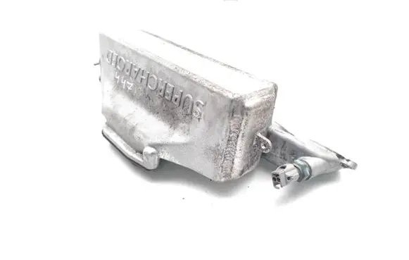 Jaguar XJ X350 Intake manifold 2W93-6F025-CA