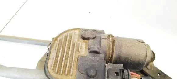 Volkswagen PASSAT B6 Wiper motor 