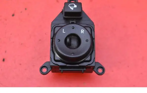 KIA Soul Mirror heating switch 486480-1110