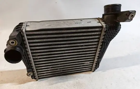 Porsche Macan (95B) Intercooler radiator 95B145804E