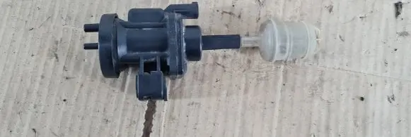 Mercedes-Benz Vaneo W414 Valve vacuum 0005450427