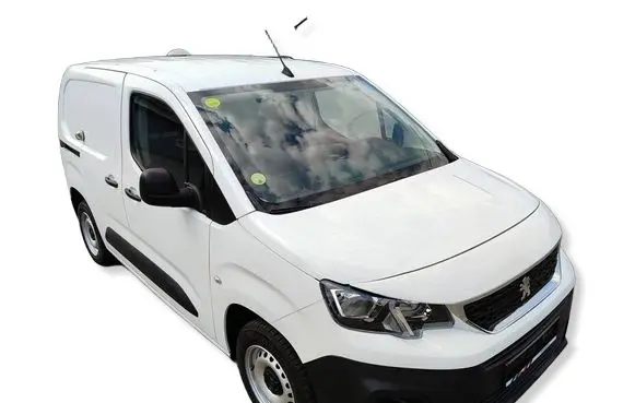 Peugeot Partner III Fender 