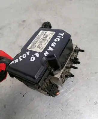 Volkswagen Tiguan ABS Pump 5N0614517G 67322082