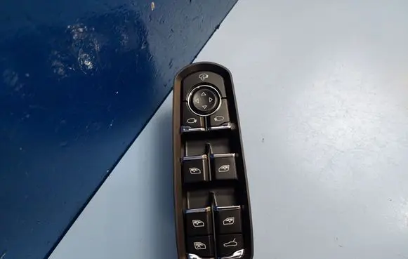Porsche Cayenne (92A) Electric window control switch 7PP959858RDML