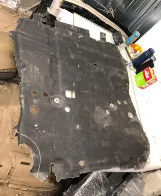 Opel Astra L Engine splash shield/under tray 9856648080