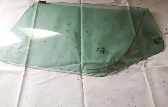 Citroen Jumper Front door window glass four-door as2