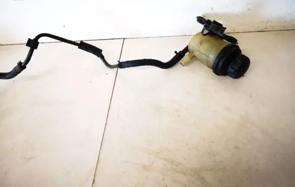 Hyundai Tucson JM Power steering fluid tank/reservoir