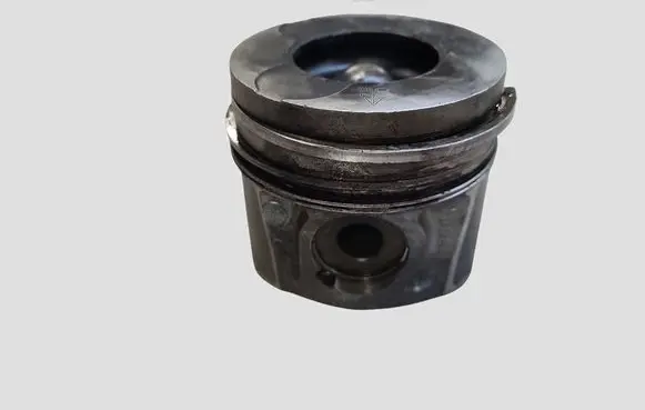 Ford Kuga I Piston