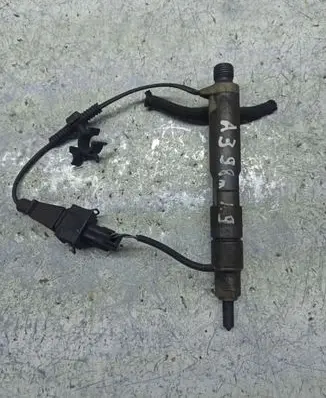 Audi A3 S3 8L Fuel injector 0281302020
