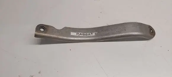 Volkswagen PASSAT B8 Other engine bay part 06K145536A