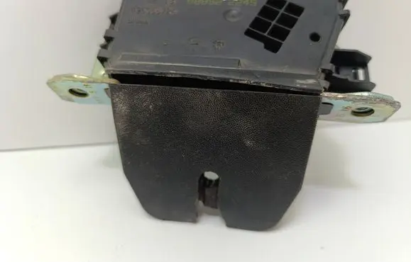 Saab 9-3 Ver2 Tailgate/trunk/boot lock/catch/latch 13188852