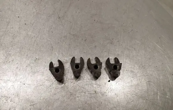 Citroen C-Elysée Fuel Injector clamp holder 