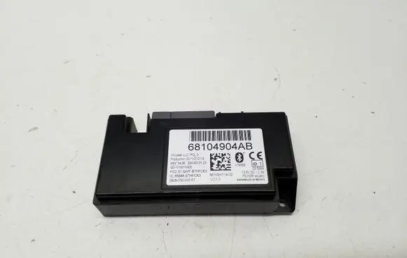 Chrysler Town u0026 Country V Bluetooth control unit module 68104904AB
